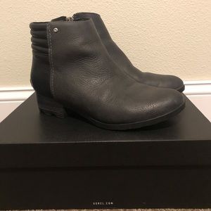 Sorel Danica Short Leather Boot